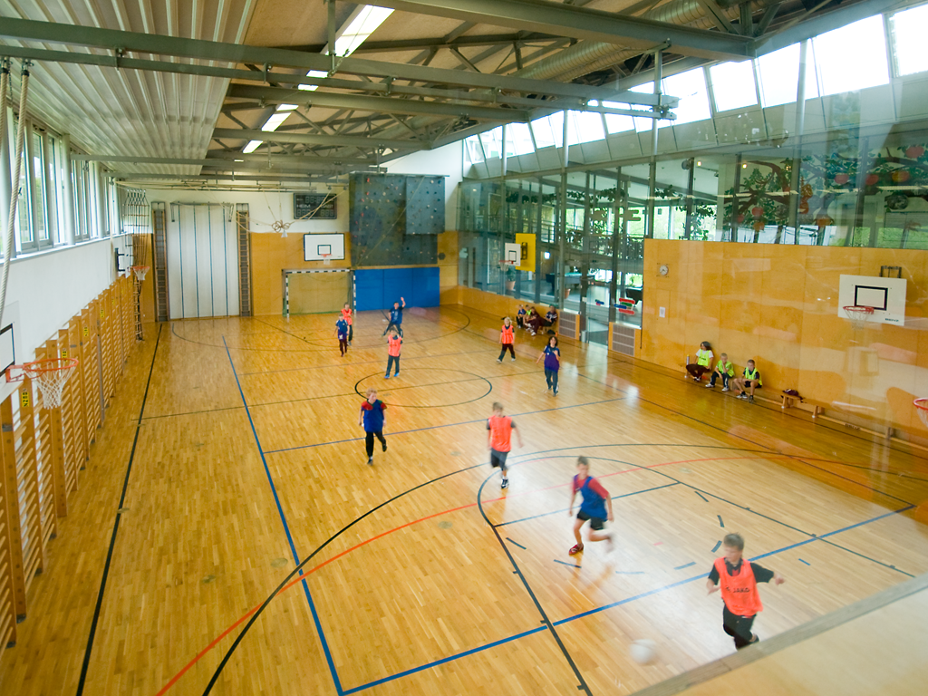 Vorarlberger Schulsport-Zentrum Tschagguns  **